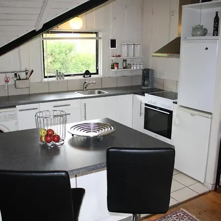 Awesome In With 3 Bedrooms Holiday home Ebeltoft