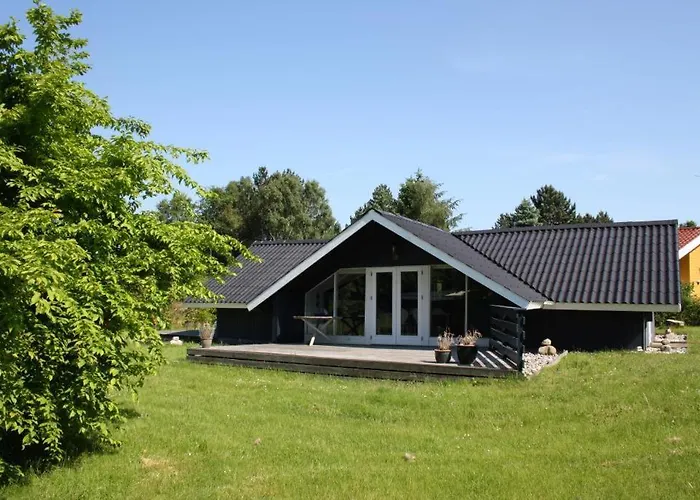 Awesome In With 3 Bedrooms