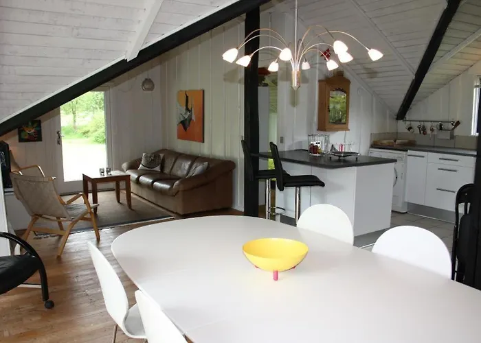 Semesterbostad Awesome In With 3 Bedrooms Ebeltoft