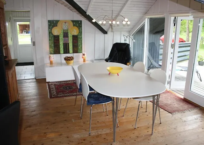 Awesome In With 3 Bedrooms Semesterbostad *